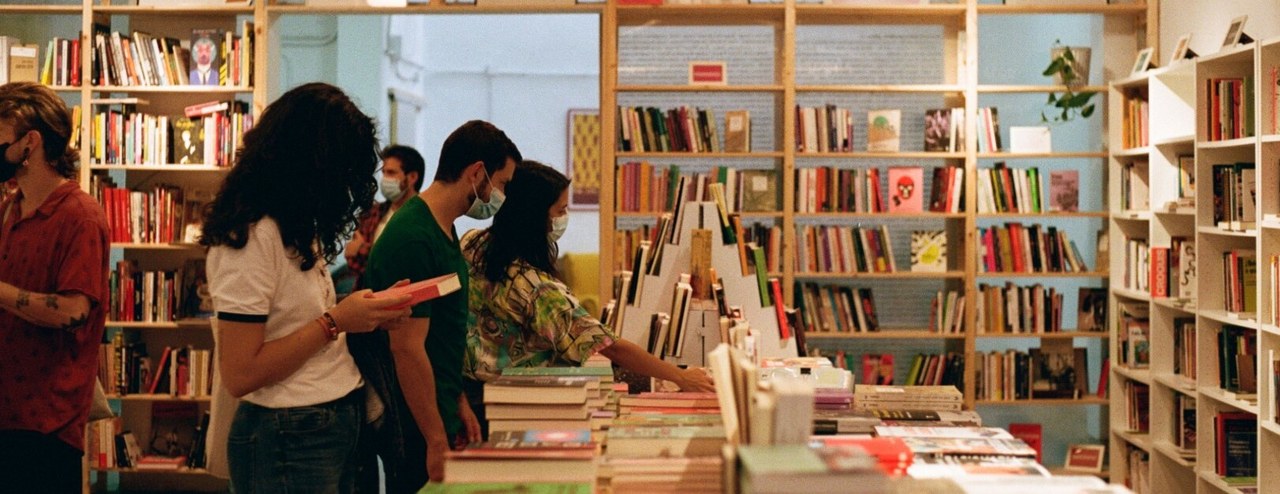 El espacio crítico La Repartidora de Benimaclet, premiada como mejor librería del 2022