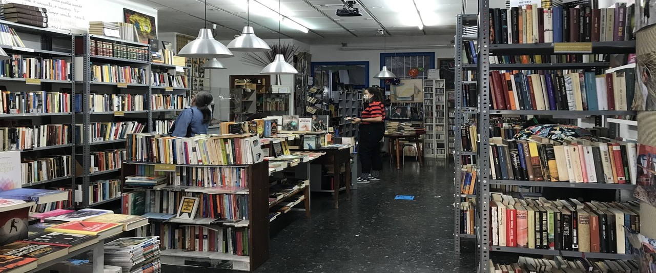 La librería solidaria Aida Books baja sus ventas debido a la COVID-19